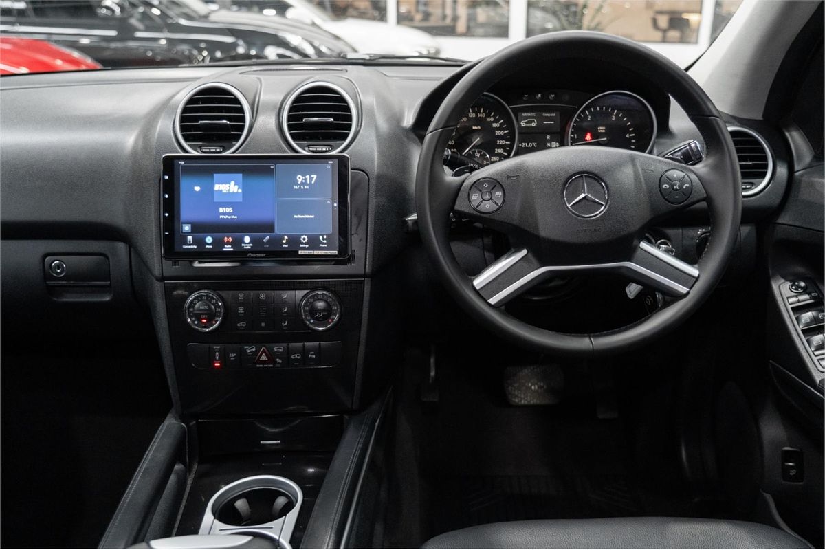 2011 Mercedes-Benz M-Class ML300 CDI BlueEFFICIENCY W164