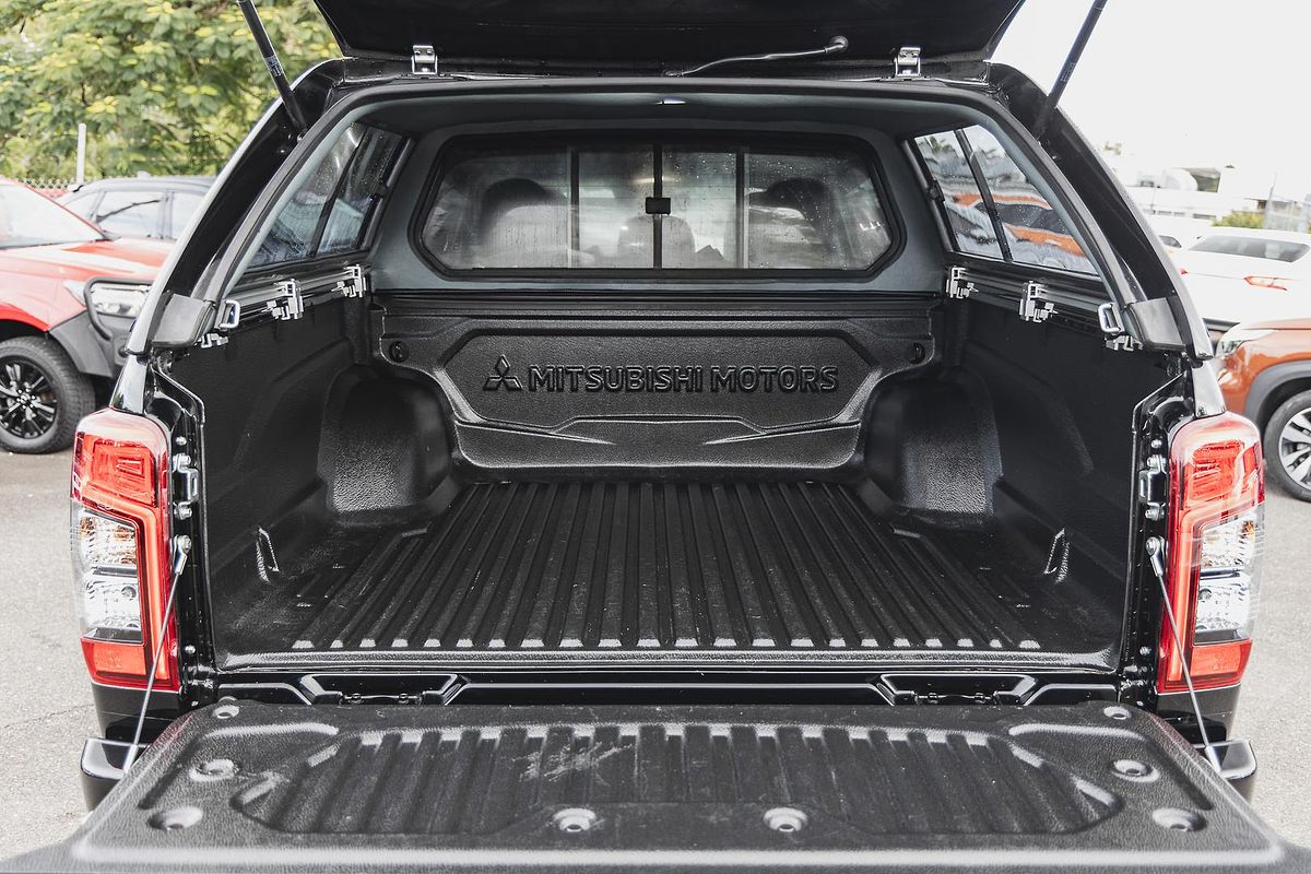 2023 Mitsubishi Triton GLS MR 4X4