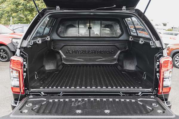 2023 Mitsubishi Triton GLS MR 4X4