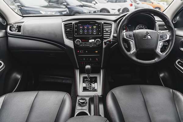2023 Mitsubishi Triton GLS MR 4X4