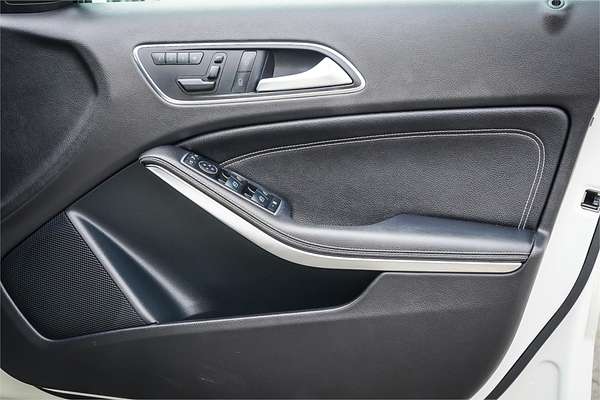 2015 Mercedes-Benz A-Class A200 W176