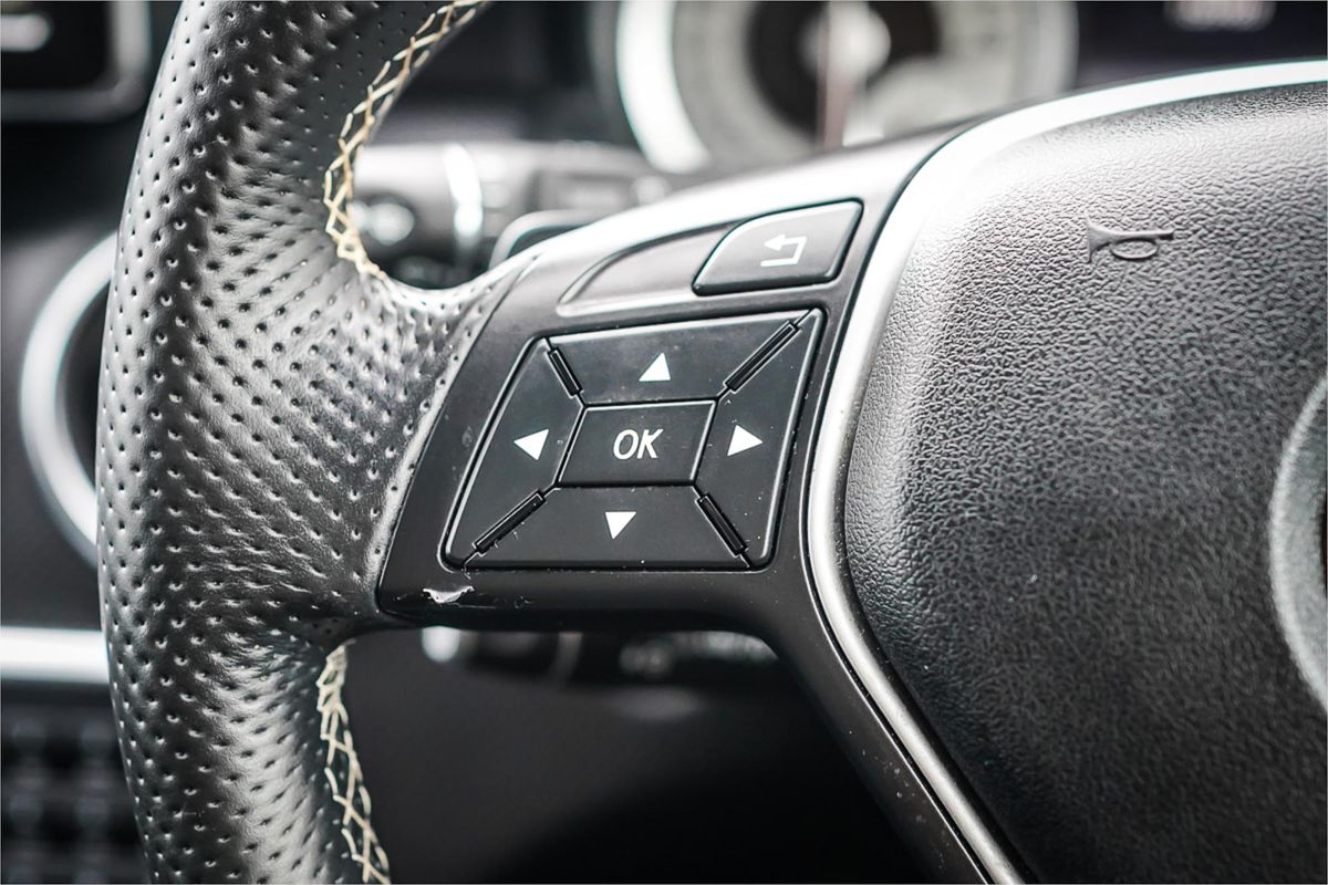 2015 Mercedes-Benz A-Class A200 W176