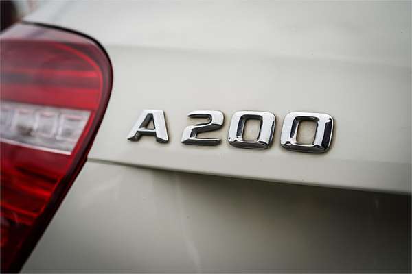 2015 Mercedes-Benz A-Class A200 W176