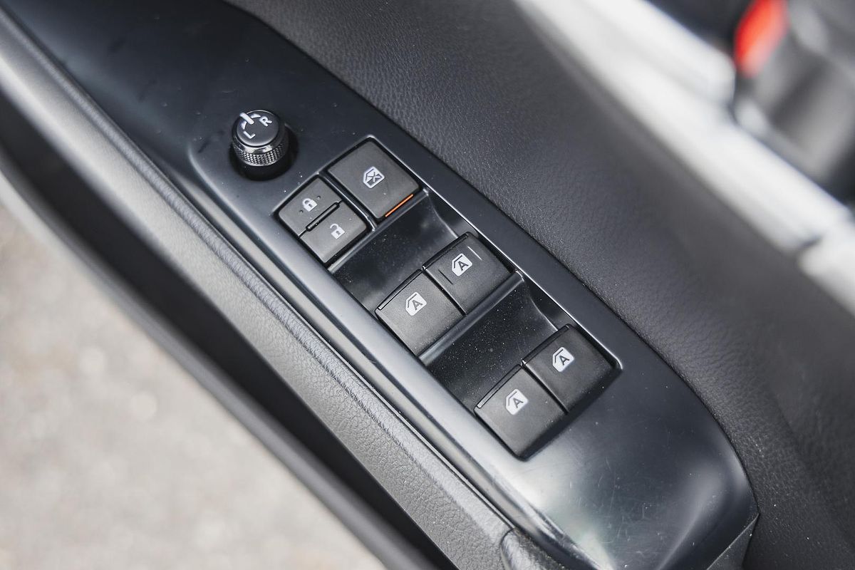 2019 Toyota Camry Ascent ASV70R