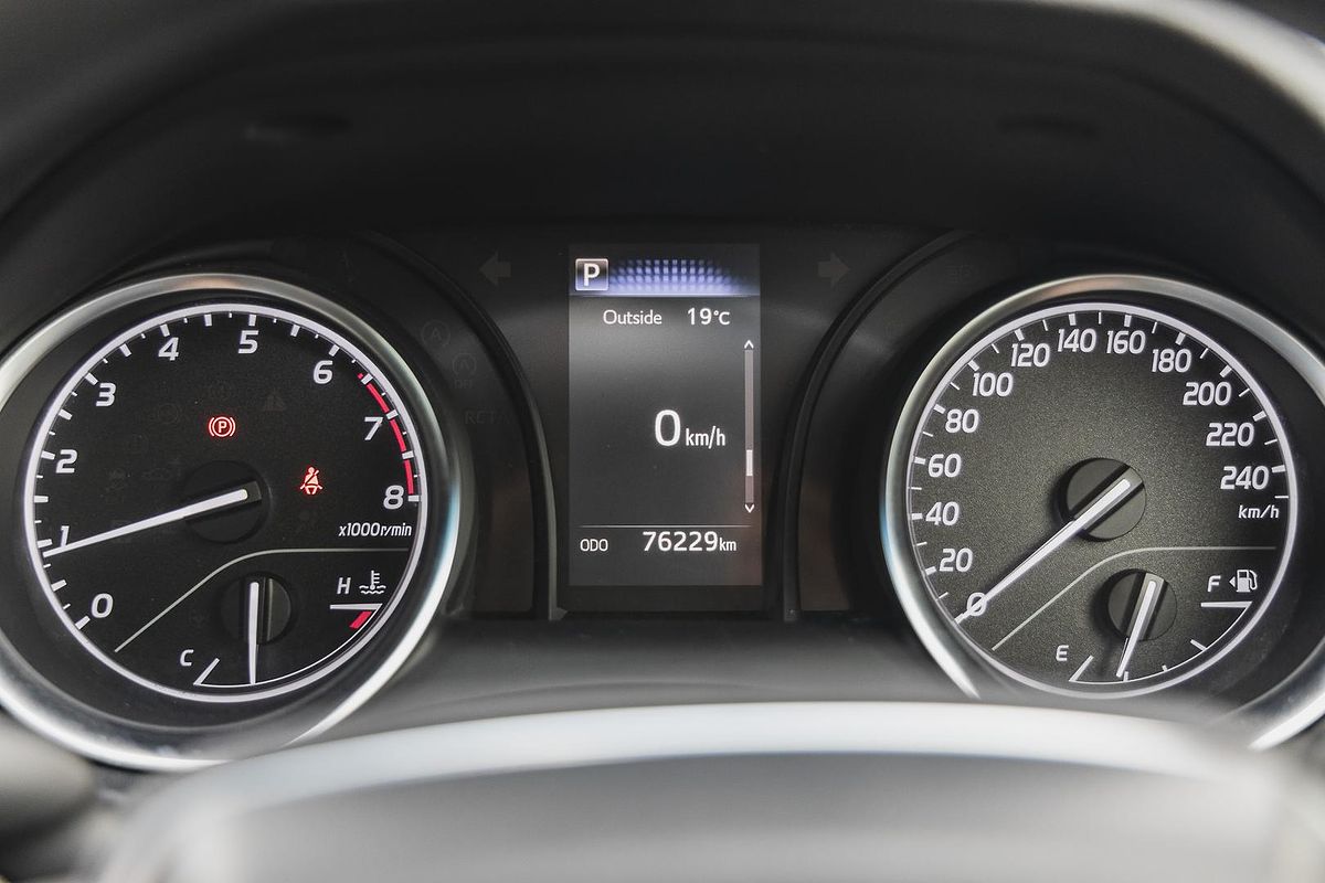 2019 Toyota Camry Ascent ASV70R