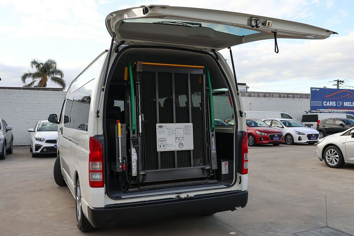 2018 Toyota Hiace Commuter TRH223R