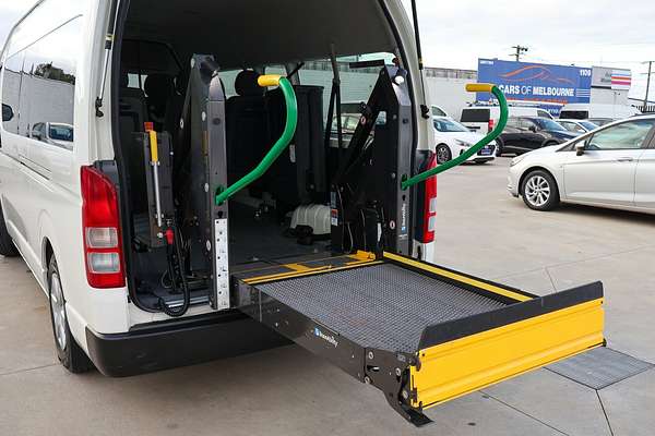 2018 Toyota Hiace Commuter TRH223R