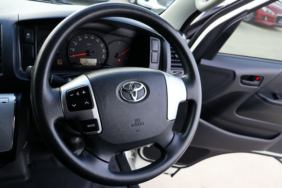 2018 Toyota Hiace Commuter TRH223R