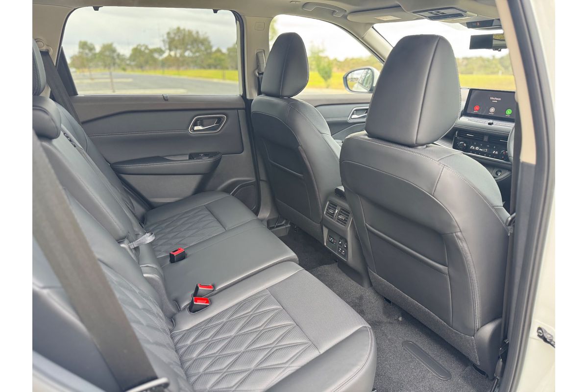 2025 Nissan X-TRAIL Ti T33