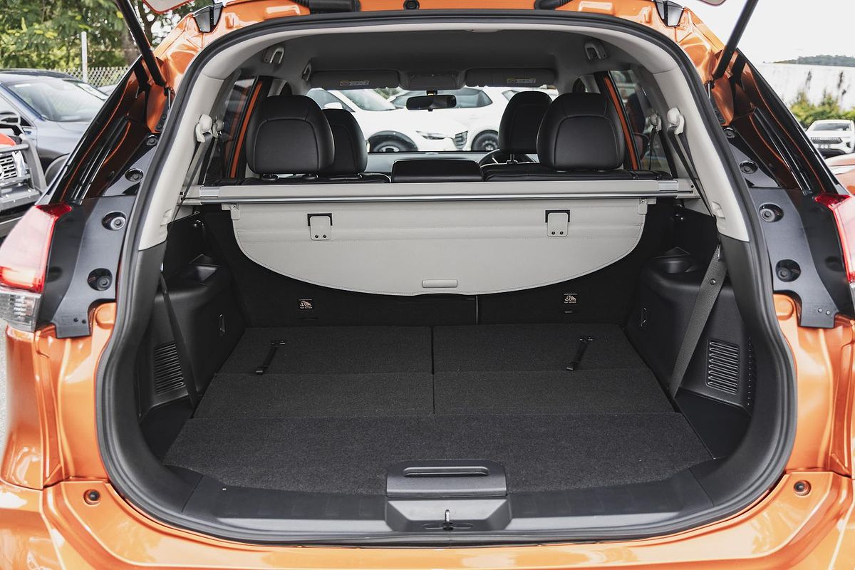 2021 Nissan X-TRAIL ST-L T32
