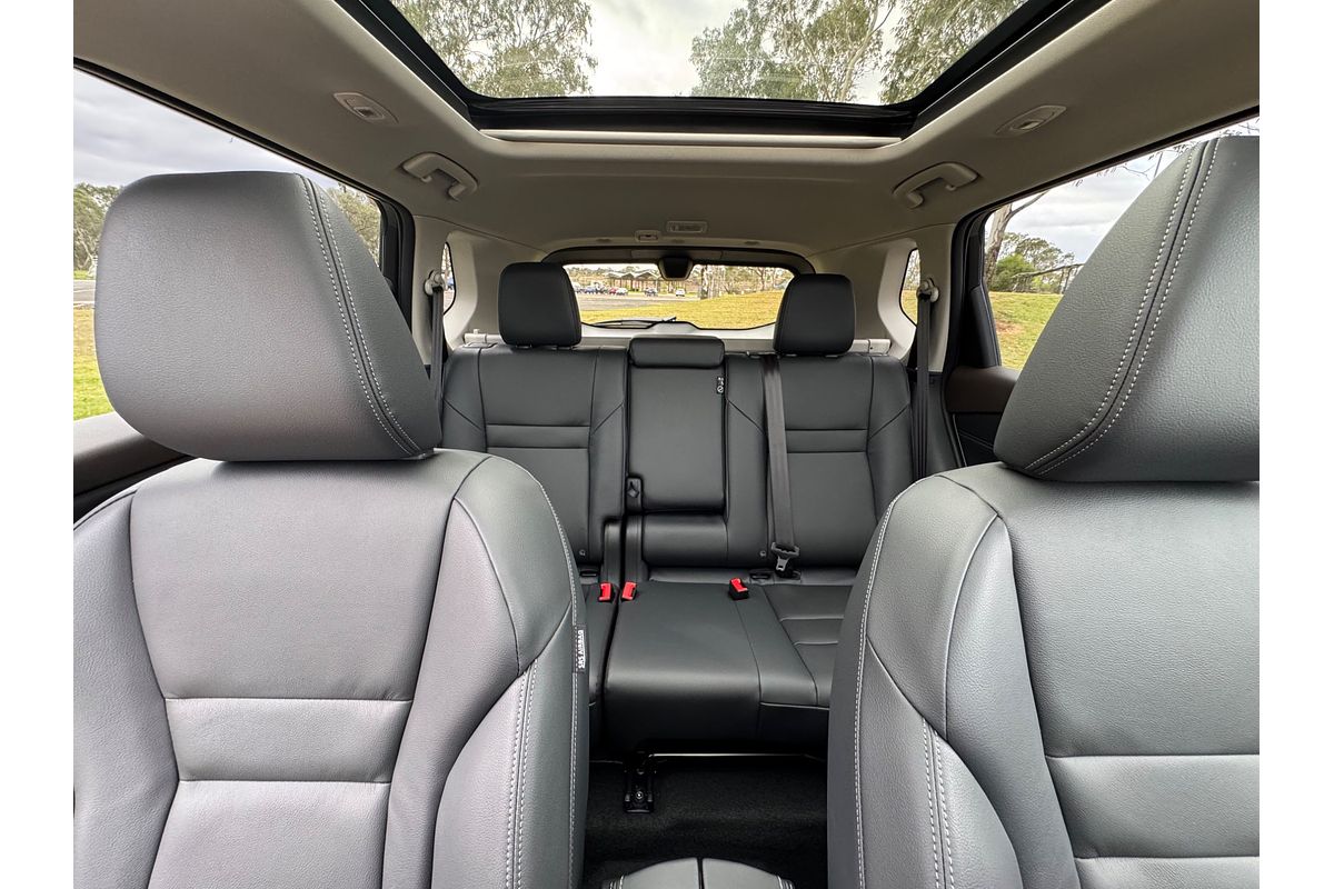 2025 Nissan X-TRAIL Ti T33