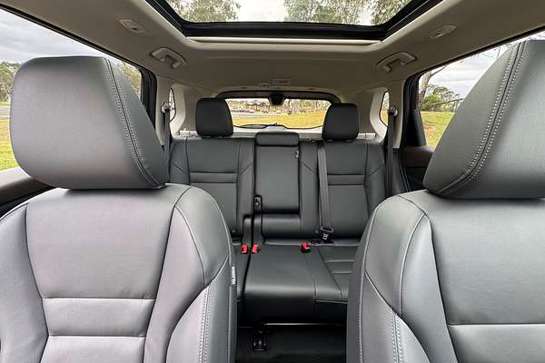 2025 Nissan X-TRAIL Ti T33