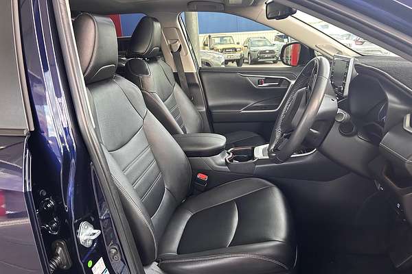 2020 Toyota RAV4 Cruiser AXAH54R