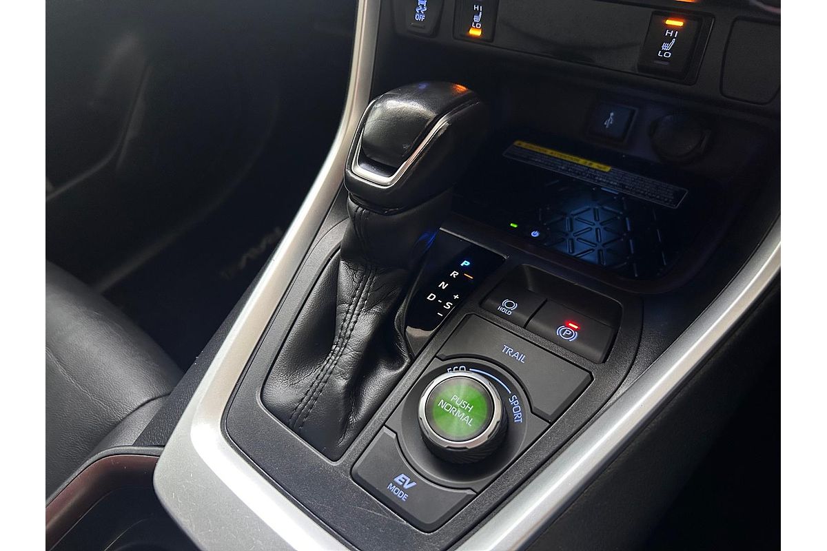 2020 Toyota RAV4 Cruiser AXAH54R