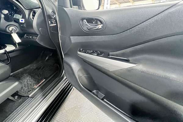 2021 Nissan Navara ST D23 4X4