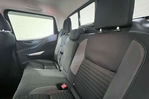 2021 Nissan Navara ST D23 4X4