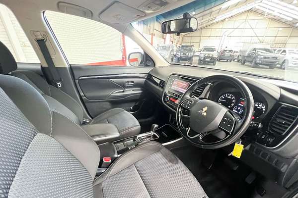 2018 Mitsubishi Outlander ES ZL