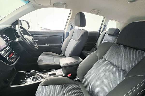 2018 Mitsubishi Outlander ES ZL
