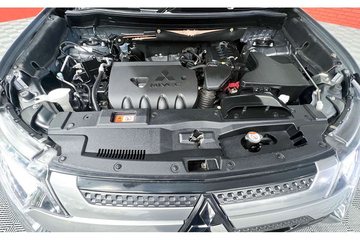 2018 Mitsubishi Outlander ES ZL