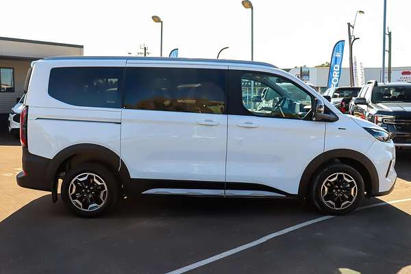 2024 Ford Tourneo Active AV SWB