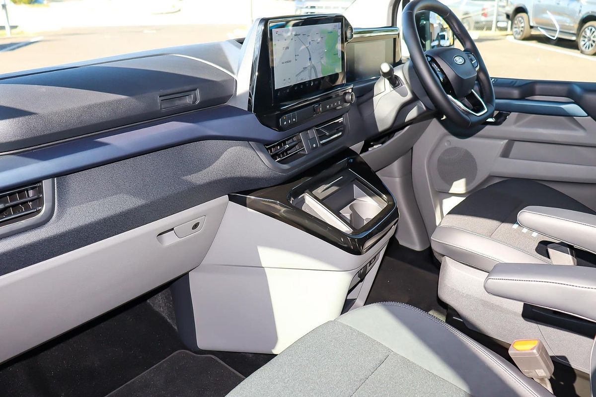 2024 Ford Tourneo Active AV SWB