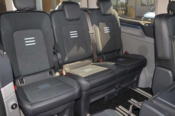2024 Ford Tourneo Active AV SWB