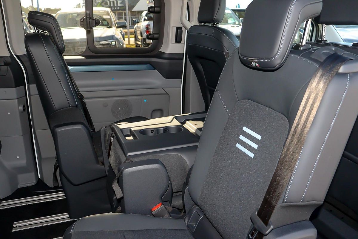 2024 Ford Tourneo Active AV SWB