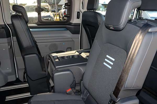 2024 Ford Tourneo Active AV SWB