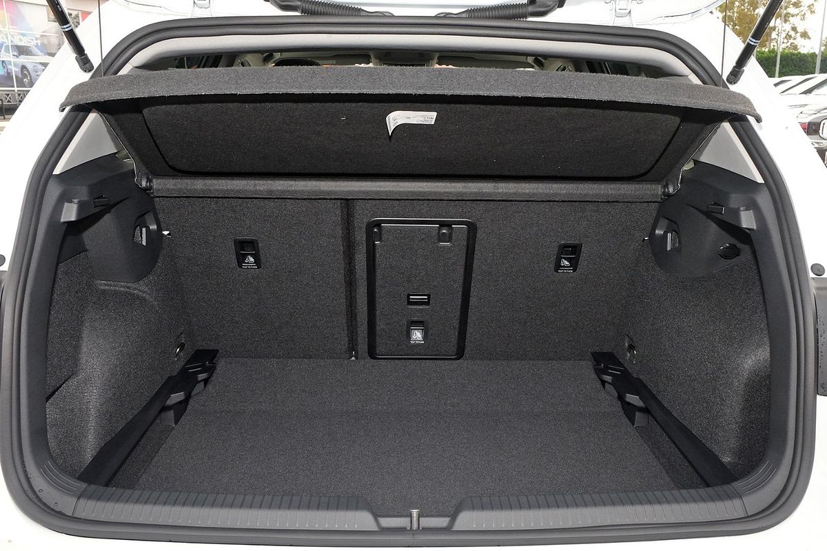 2025 Volkswagen Golf 110TSI Style 8.5