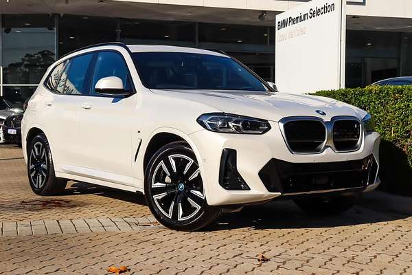 2024 BMW iX3 M Sport G08