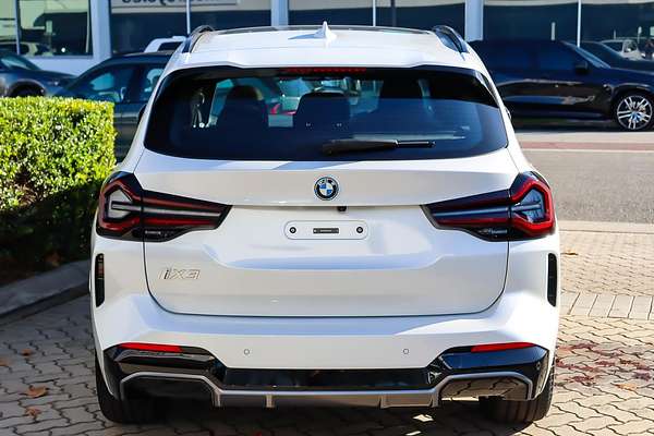 2024 BMW iX3 M Sport G08