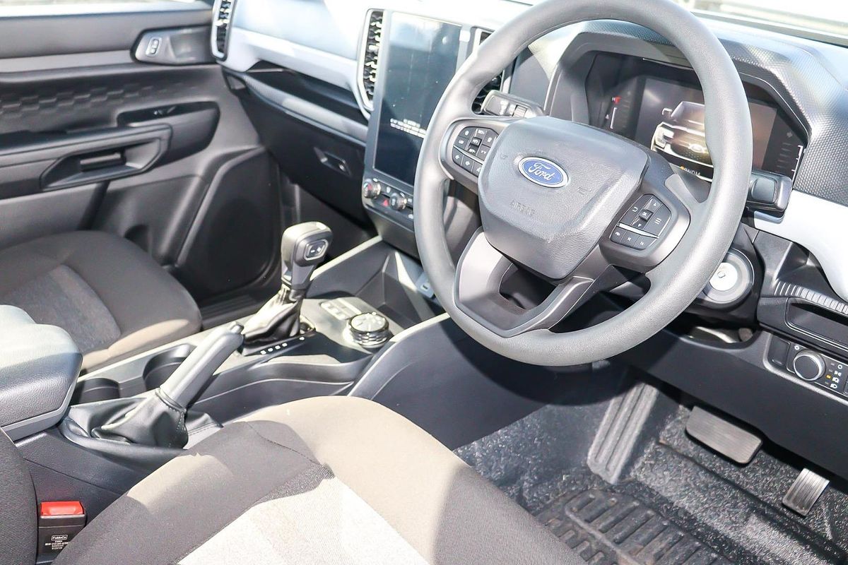 2024 Ford Ranger XL 4X4 2.0L