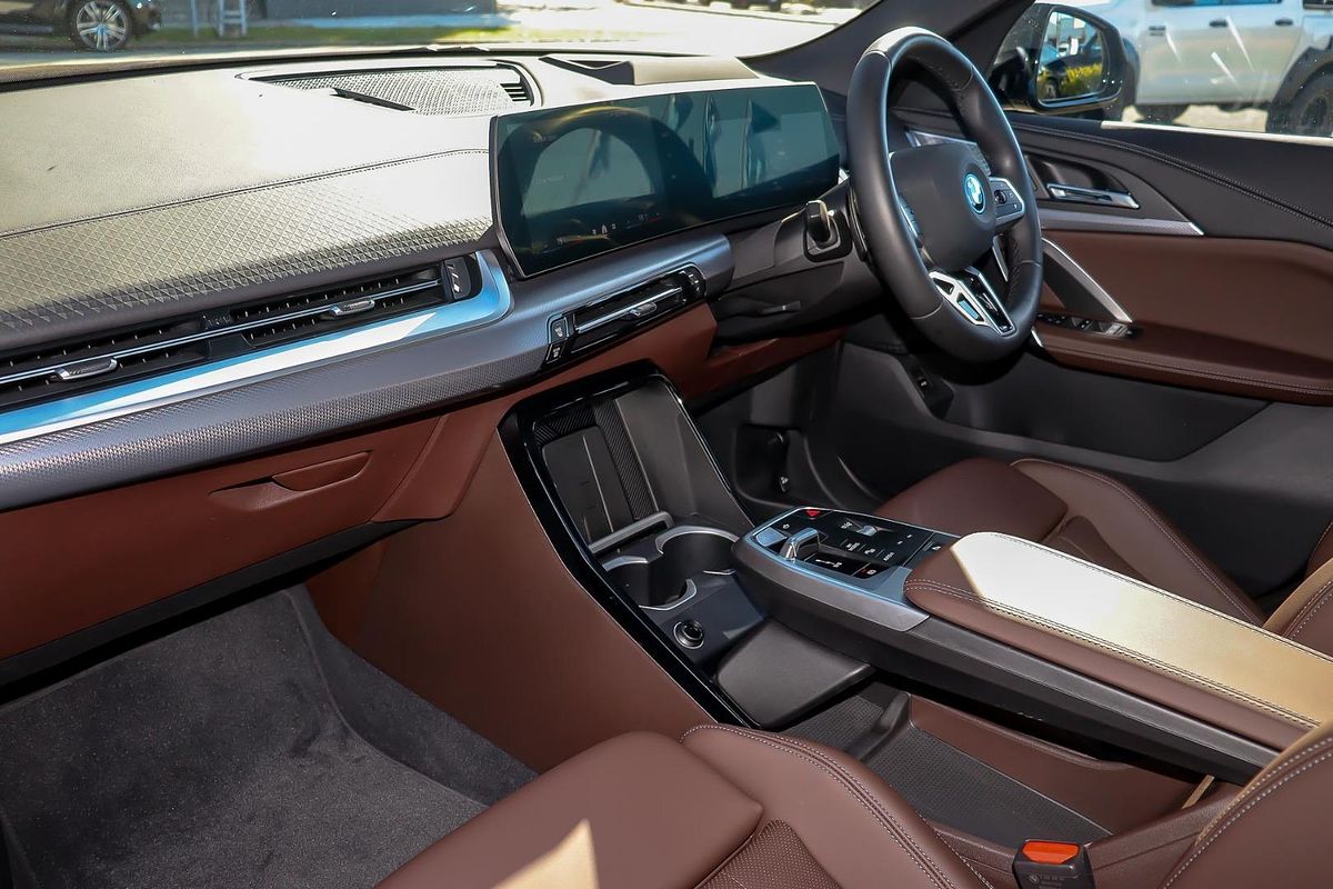 2024 BMW iX2 xDrive30 M Sport U10