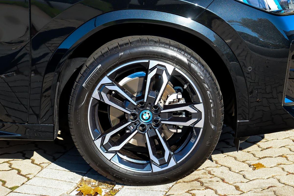 2024 BMW iX2 xDrive30 M Sport U10