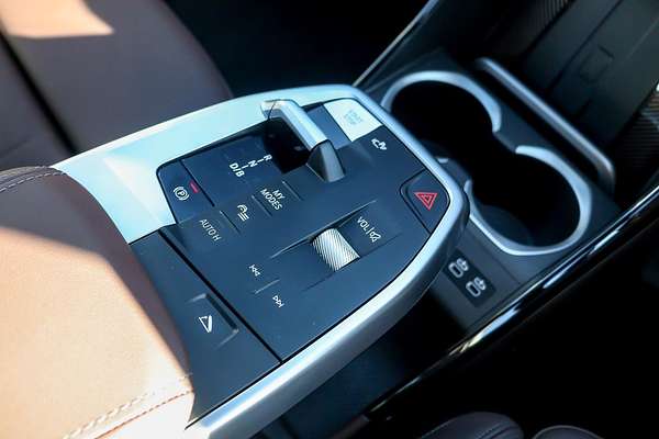 2024 BMW iX2 xDrive30 M Sport U10
