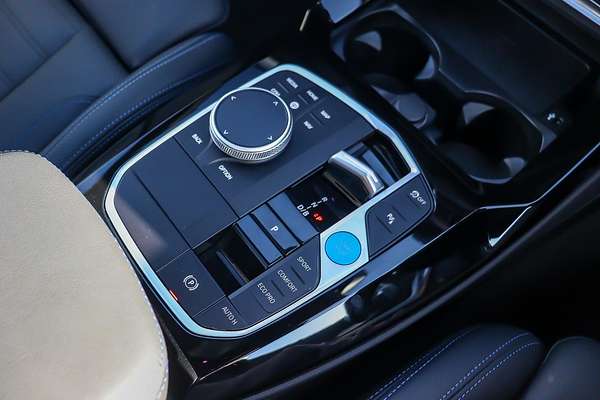 2024 BMW iX3 M Sport G08