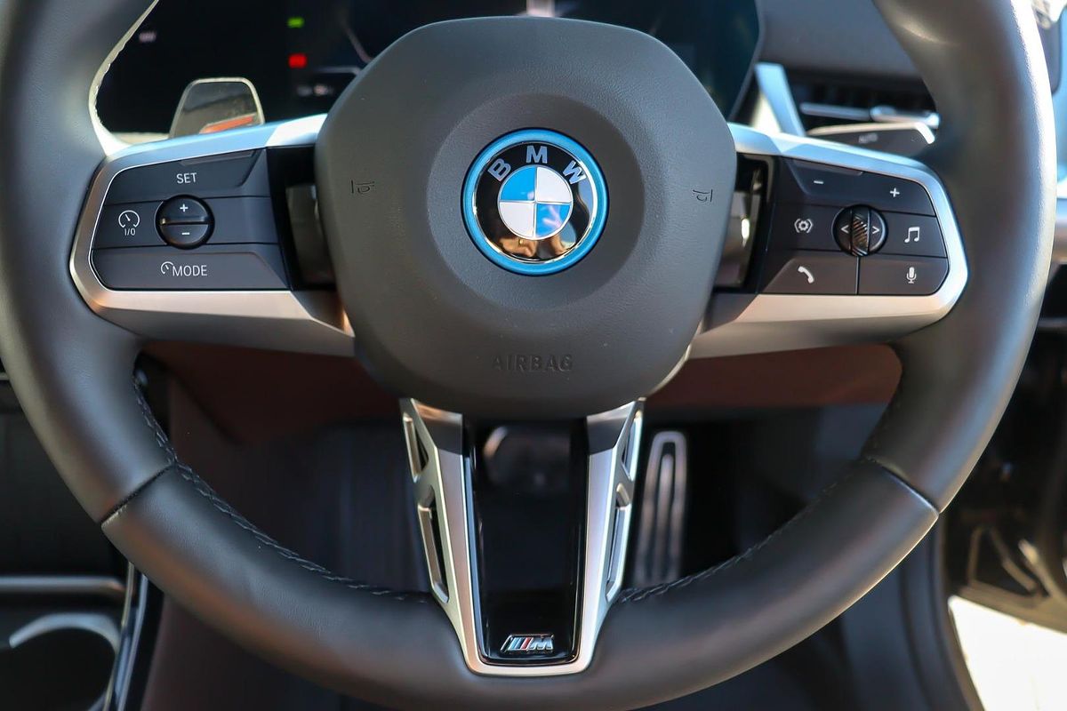 2024 BMW iX2 xDrive30 M Sport U10