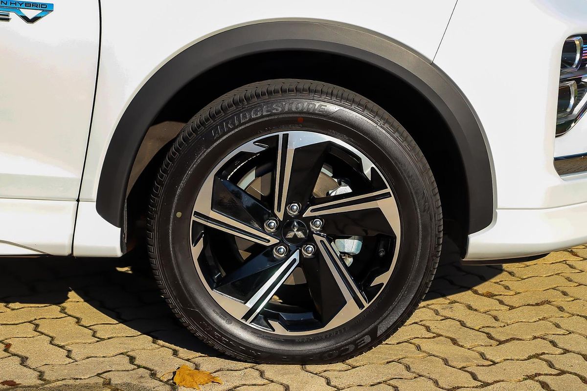 2023 Mitsubishi Eclipse Cross Exceed YB