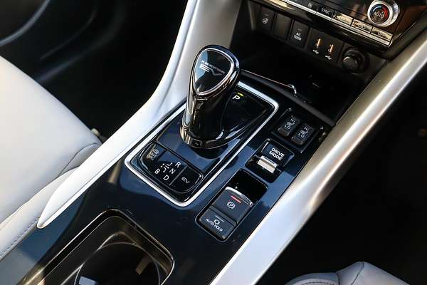 2023 Mitsubishi Eclipse Cross Exceed YB