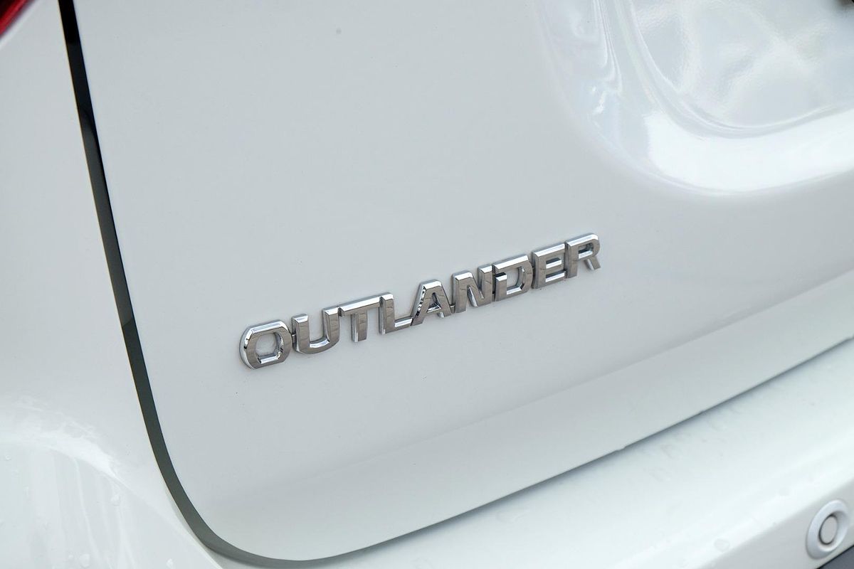 2019 Mitsubishi Outlander LS ZL