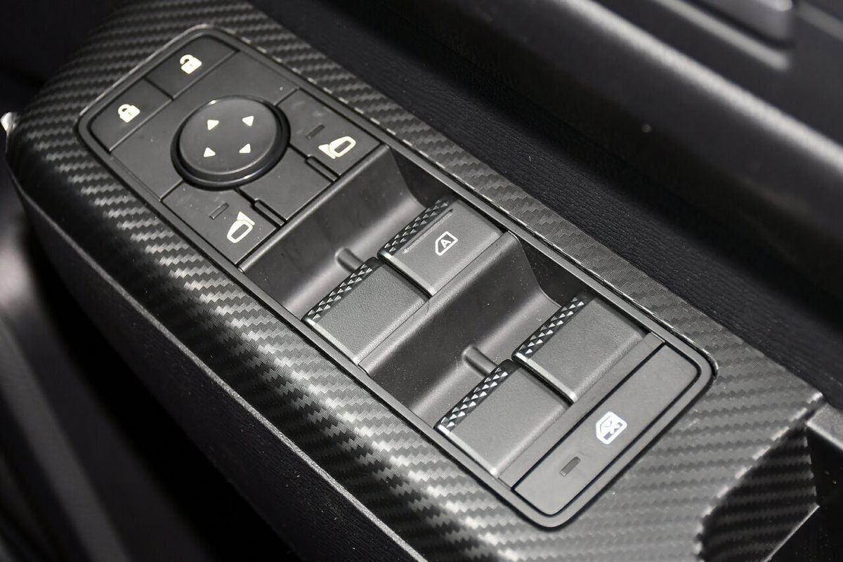 2025 Mitsubishi Triton GLX MV 4X4