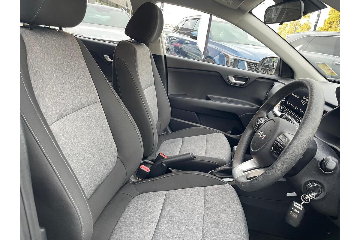 2024 Kia Stonic S YB