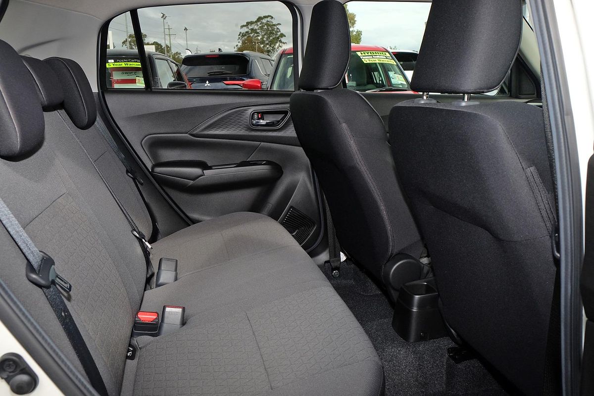 2024 Suzuki Swift Hybrid Plus UZ