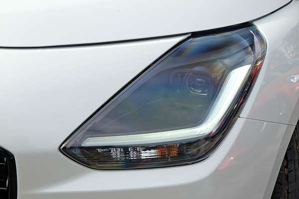 2024 Suzuki Swift Hybrid Plus UZ