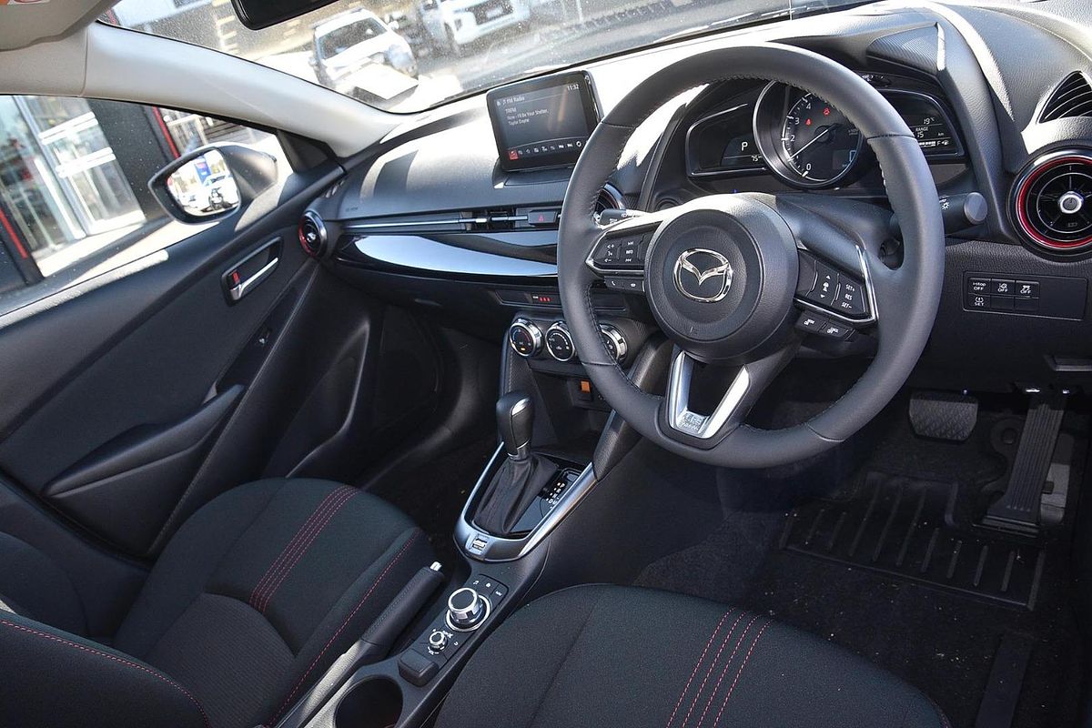 2025 Mazda 2 G15 Evolve DJ Series