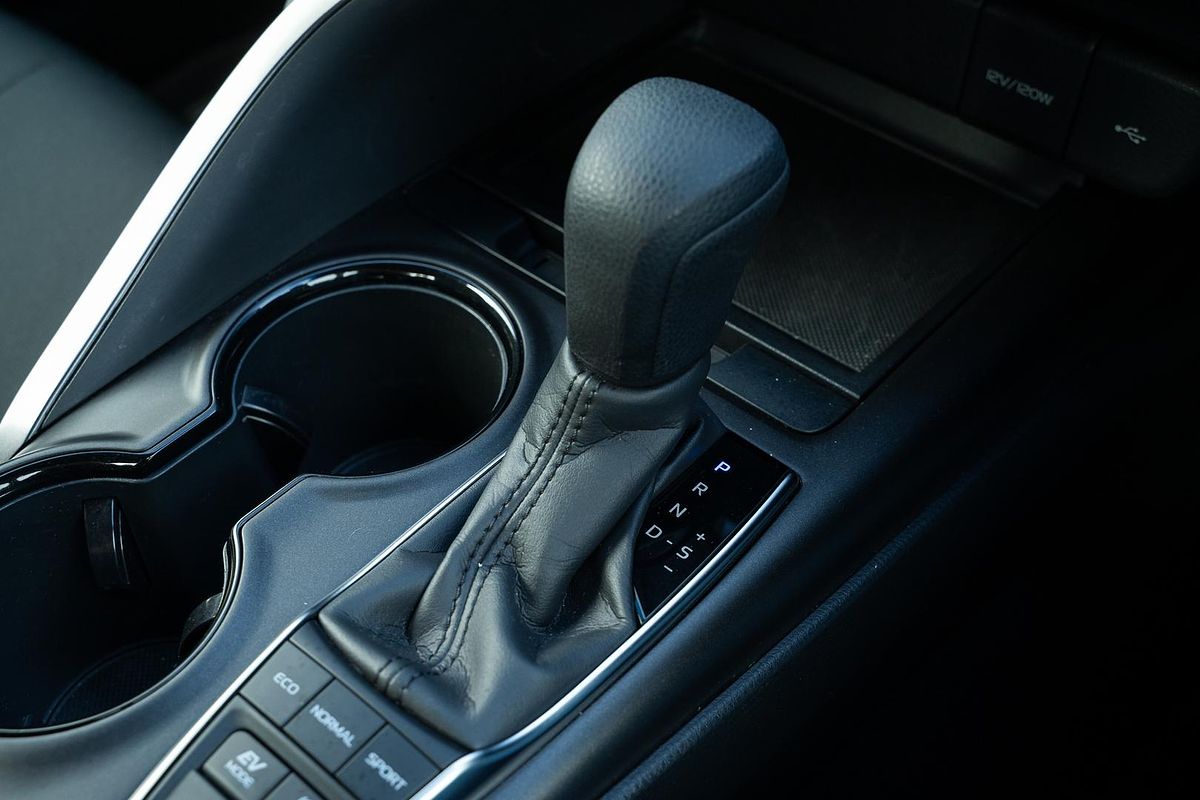 2023 Toyota Camry Ascent AXVH70R