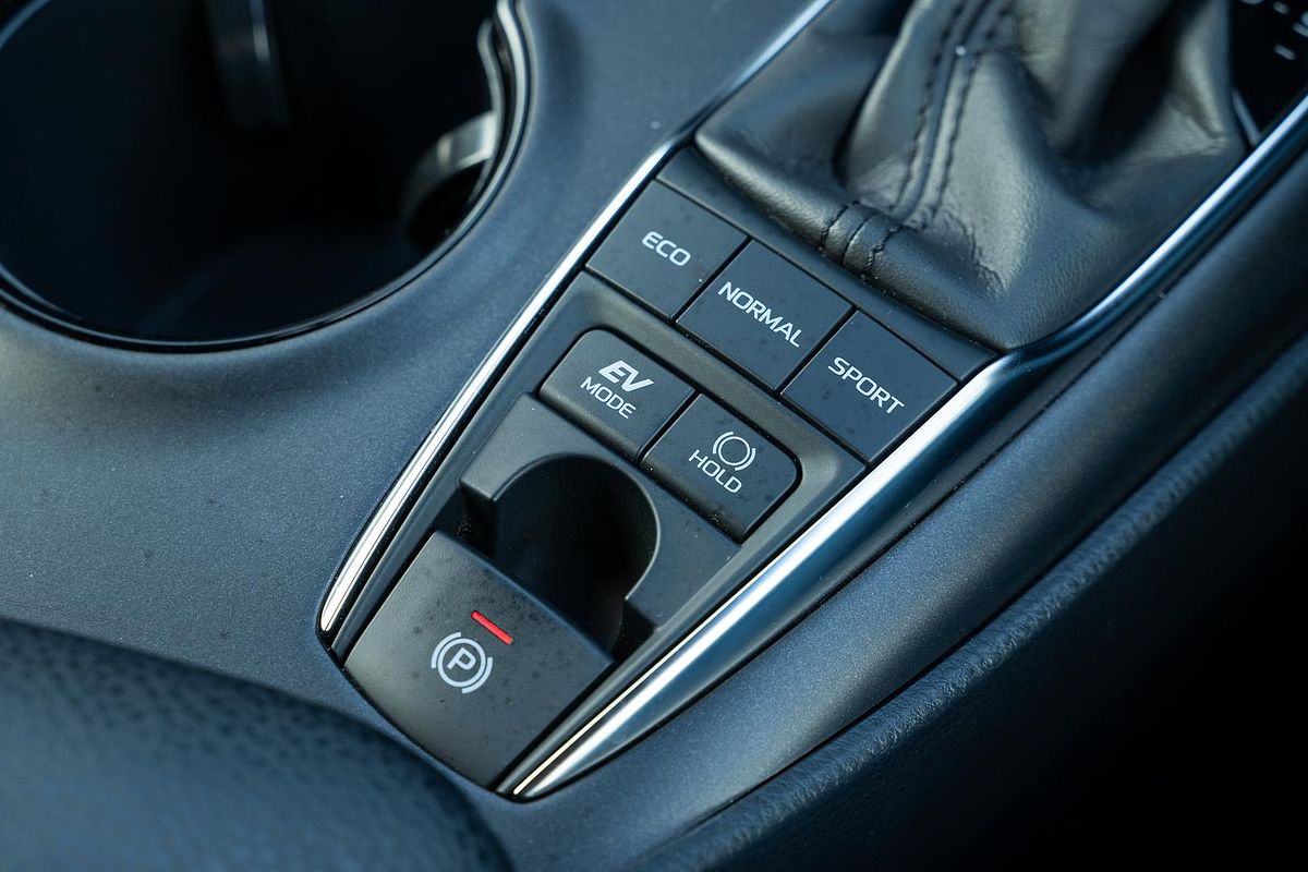 2023 Toyota Camry Ascent AXVH70R