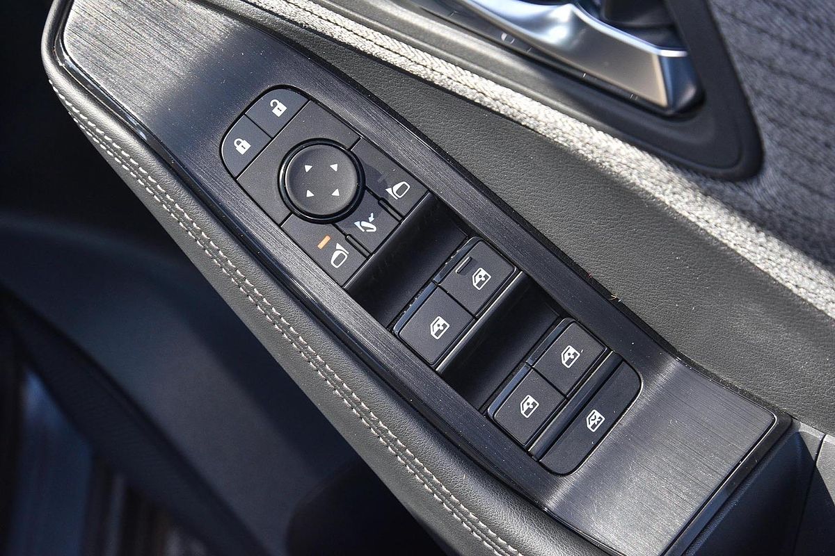 2024 Nissan X-TRAIL ST T33