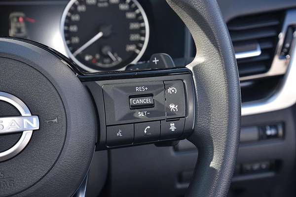 2024 Nissan X-TRAIL ST T33
