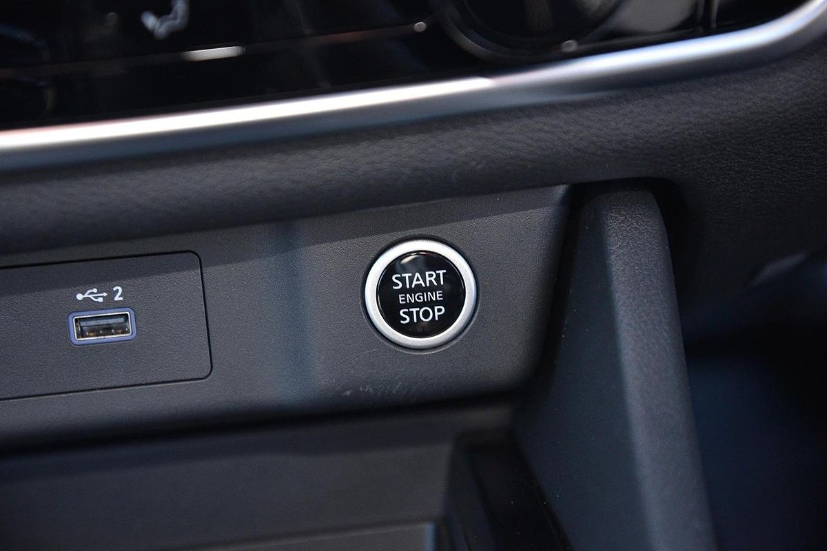 2024 Nissan X-TRAIL ST T33